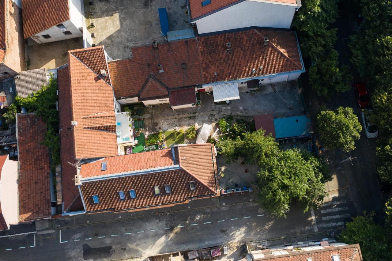 Good People Design Hostel Belgrad Exteriör bild
