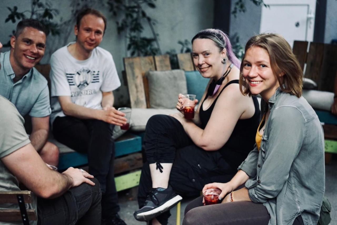 Good People Design Hostel Belgrad Exteriör bild