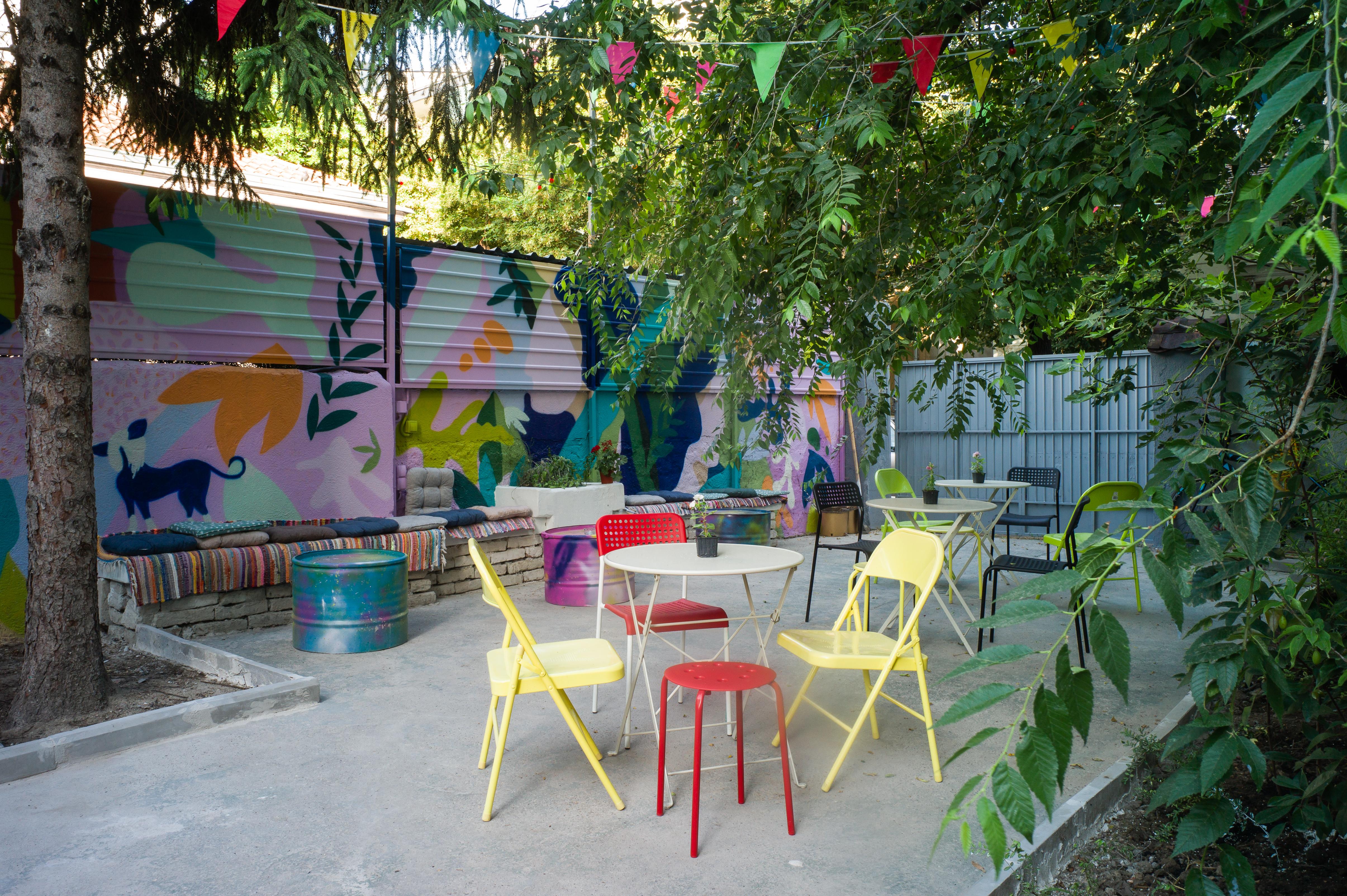 Good People Design Hostel Belgrad Exteriör bild