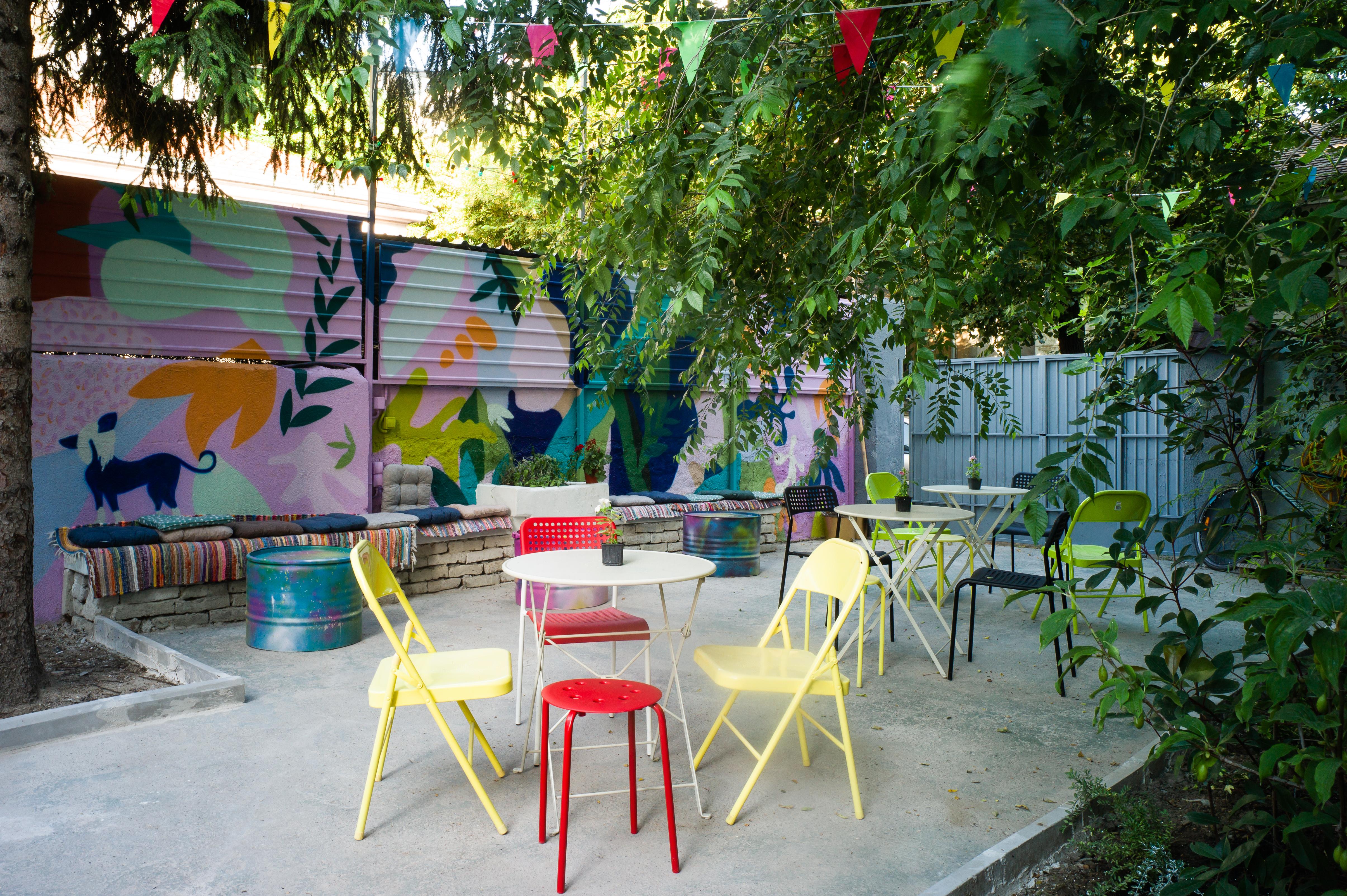 Good People Design Hostel Belgrad Exteriör bild